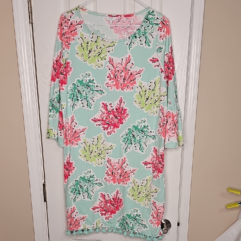 Crown & Ivy Pastel Floral Blouse